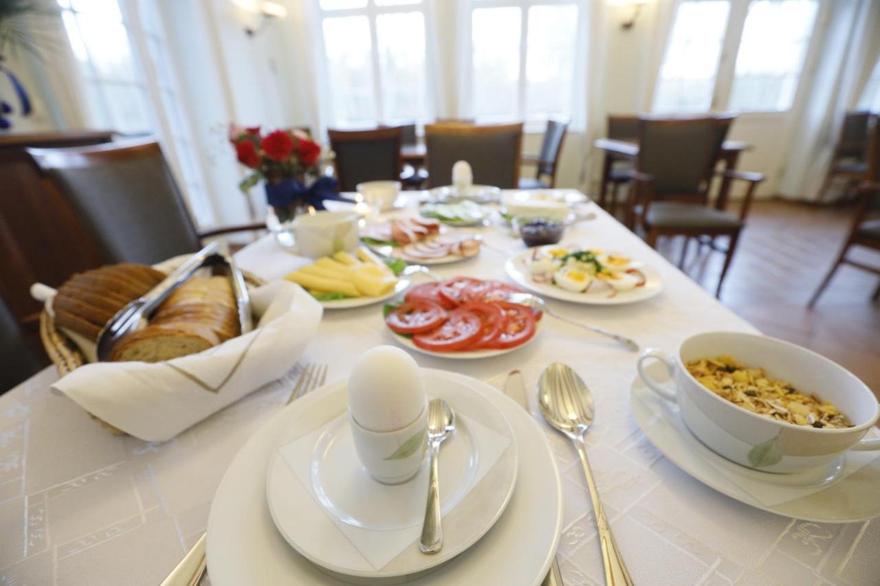Bed and Breakfast Lesniczowka Nibork Nidzica Esterno foto